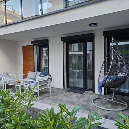 Blue Wave Apartment